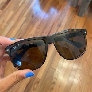 Polarized Ray-Ban oversized wayfarer
